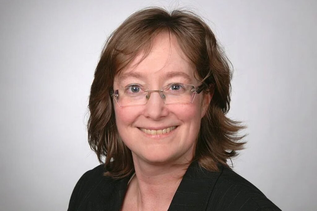 Das Bild zeigt ein Profilbild von Frau Prof. Dr. Alexa Karina Klettner von Christian-Albrechts-Universität zu Kiel